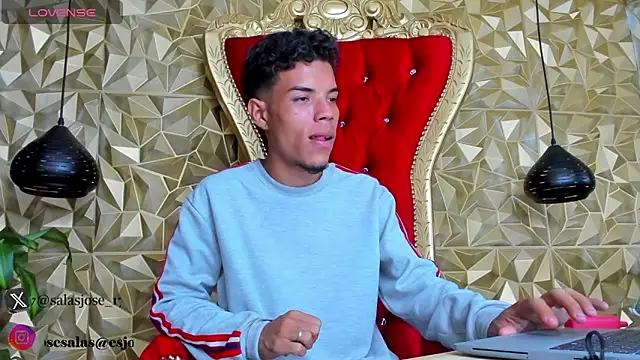 jhojan foxxx  online show from 8, 11, 2025