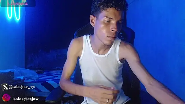 jhojan foxxx  online show from 22, 11, 2025