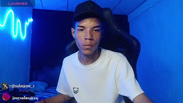 jhojan foxxx  online show from 24, 11, 2025