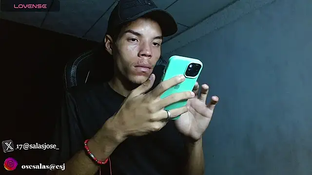 jhojan foxxx  online show from 21, 12, 2025