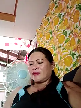 Snapshot of merr_ann123 chatting on 17, 10, 2025 merr ann123 online show from 17, 10, 2025