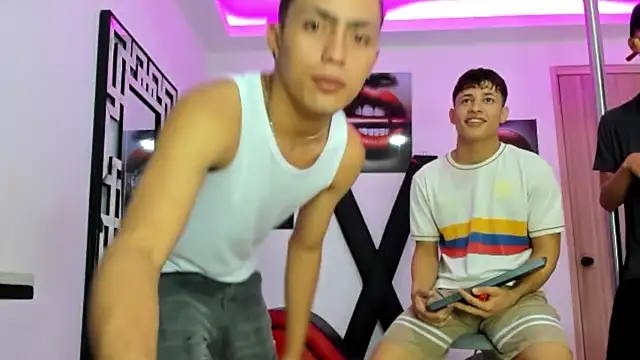 EMPIRE BOYS1 online show from 20, 10, 2025