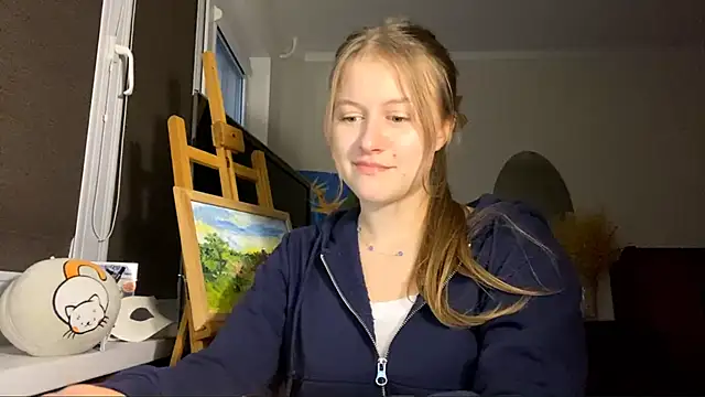 Snapshot of SeritaPicketta chatting on 13, 10, 2025 SeritaPicketta online show from 13, 10, 2025