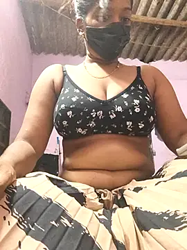 Snapshot of sherintamilponnu chatting on 14, 10, 2025 sherintamilponnu online show from 14, 10, 2025