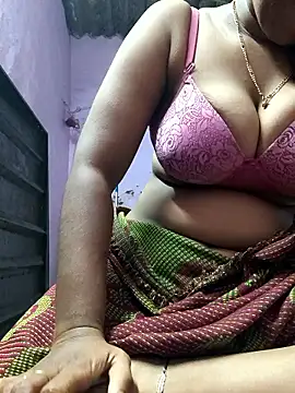 Snapshot of sherintamilponnu chatting on 18, 11, 2025 sherintamilponnu online show from 18, 11, 2025