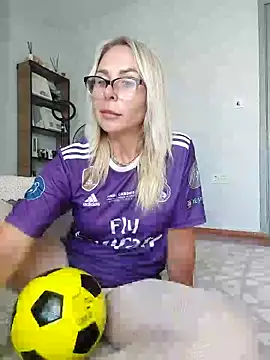 ElenabonyX online show from 20, 6, 2026