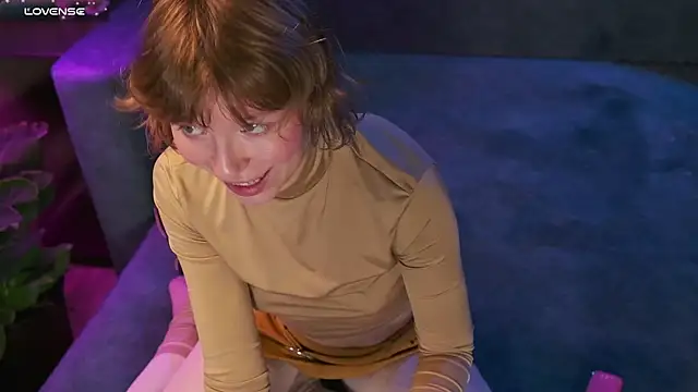 Snapshot of your_carrie chatting on 2, 11, 2025 your carrie online show from 2, 11, 2025