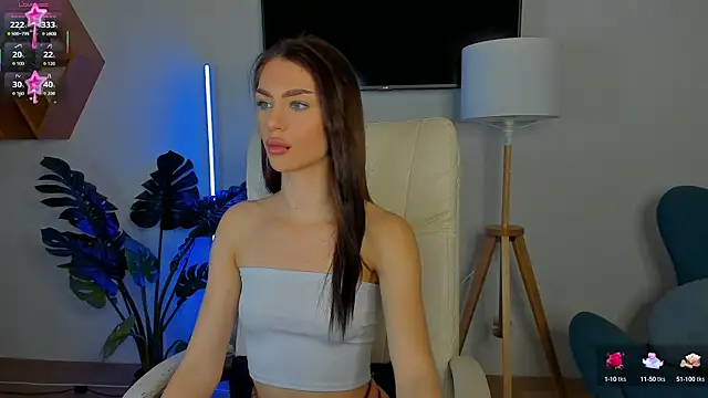 Cherryy Kiss online show from 11, 10, 2025