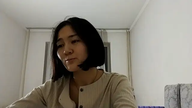 Snapshot of Lyndasilk chatting on 27, 11, 2025 Lyndasilk online show from 27, 11, 2025