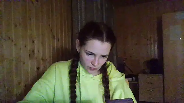 AmeliieLaFleur online show from 9, 5, 2026