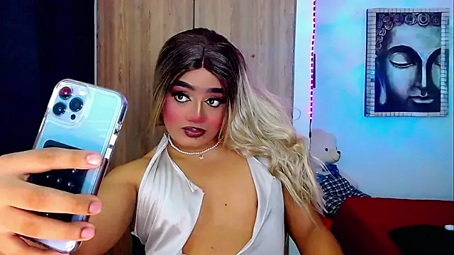 Snapshot of Sofiabigcock22 chatting on 2, 2, 2026 Sofiabigcock22 online show from 2, 2, 2026