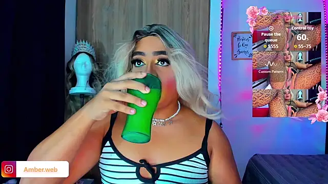 Snapshot of Sofiabigcock22 chatting on 6, 5, 2026 Sofiabigcock22 online show from 6, 5, 2026