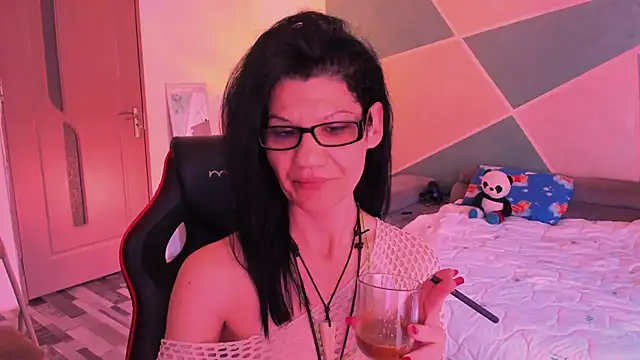 SweetSin40 online show from 28, 4, 2026