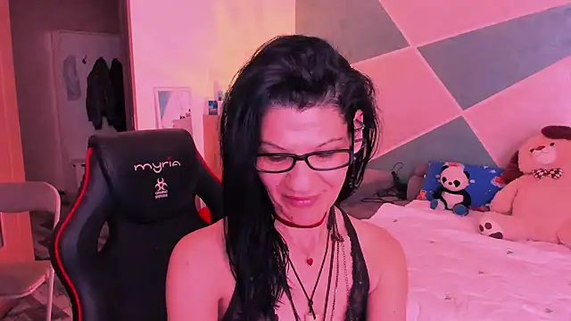 SweetSin40 online show from 6, 5, 2026