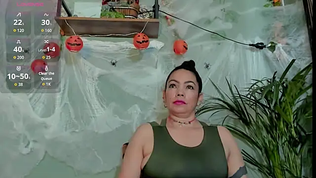 Snapshot of Sharlott_smith chatting on 30, 10, 2025 Sharlott smith online show from 30, 10, 2025