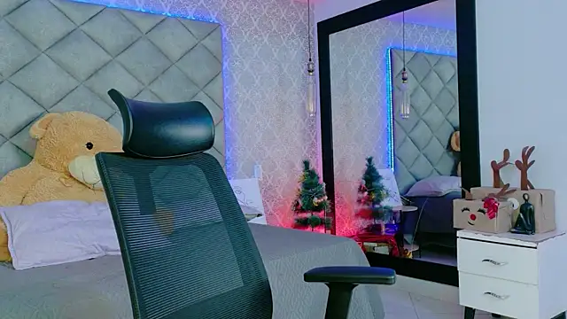 Snapshot of CARO_ADAMS1 chatting on 11, 1, 2026 CARO ADAMS1 online show from 11, 1, 2026