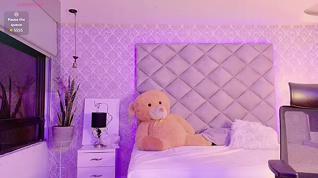 Snapshot of CARO_ADAMS1 chatting on 18, 2, 2026 CARO ADAMS1 online show from 18, 2, 2026