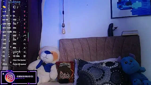 Chriss-ricci online show from 13, 10, 2025