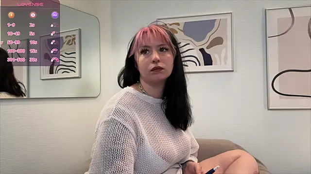 Snapshot of PeggyMcDean chatting on 15, 10, 2025 PeggyMcDean online show from 15, 10, 2025