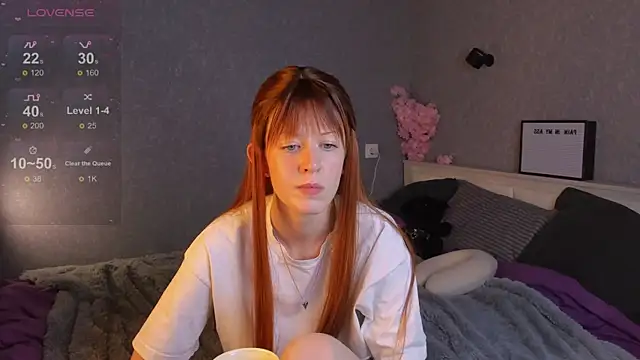 Soundless-Voice online show from 12, 11, 2025