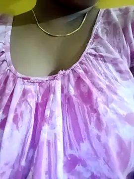 Snapshot of ITZ_YUVIKA chatting on 30, 10, 2025 ITZ YUVIKA online show from 30, 10, 2025