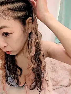 Snapshot of jyuse000ryuse chatting on 11, 4, 2026 jyuse000ryuse online show from 11, 4, 2026