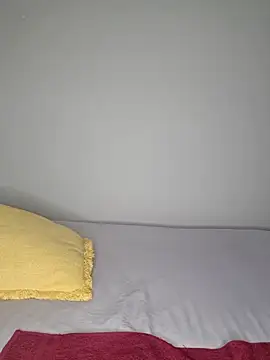 certifiedhottie2025 online show from 11, 3, 2026