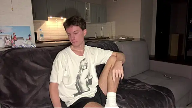 Jeremy1Scott online show from 3, 11, 2025