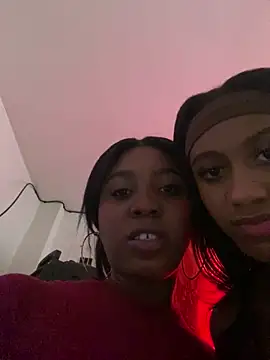 Snapshot of Jazmin-chel chatting on 29, 10, 2025 Jazmin-chel online show from 29, 10, 2025