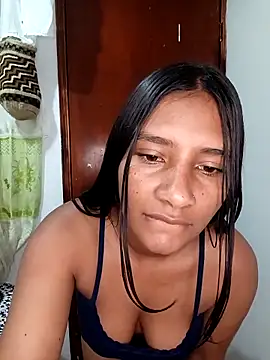 Snapshot of lucy-zam chatting on 13, 10, 2025 lucy-zam online show from 13, 10, 2025
