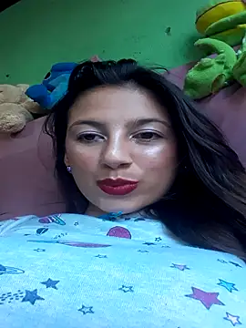Snapshot of Naomy-daviis chatting on 19, 10, 2025 Naomy-daviis online show from 19, 10, 2025