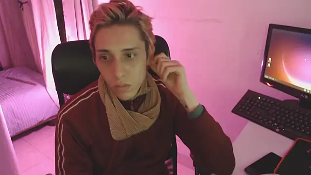 KingSuccubus online show from 4, 11, 2025