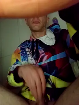 Snapshot of wsrh1948x1 chatting on 13, 10, 2025 wsrh1948x1 online show from 13, 10, 2025