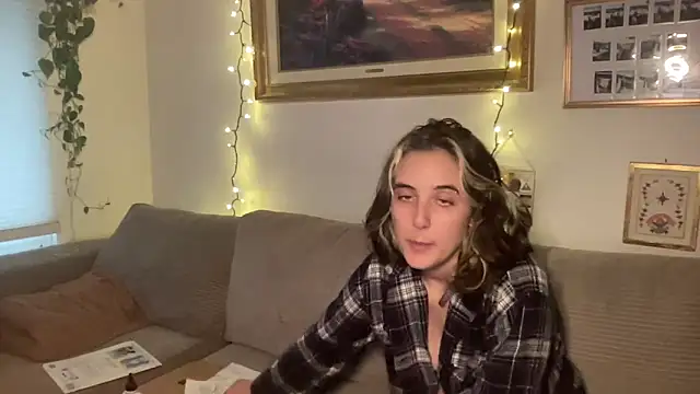 Snapshot of lill_daddysgirl chatting on 21, 12, 2025 lill daddysgirl online show from 21, 12, 2025