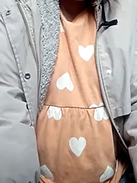 Linh-xxx online show from 17, 3, 2026