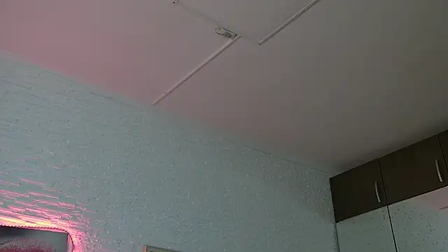 ArielFoxy online show from 18, 12, 2025