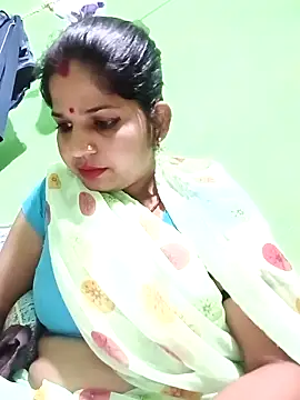 Karishma cute online show from 2, 12, 2025