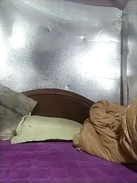 YiyinLy online show from 23, 11, 2025