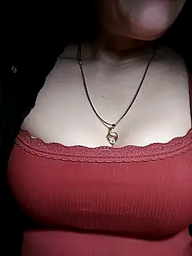 YiyinLy online show from 20, 12, 2025