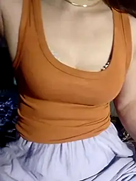 YiyinLy online show from 24, 6, 2026