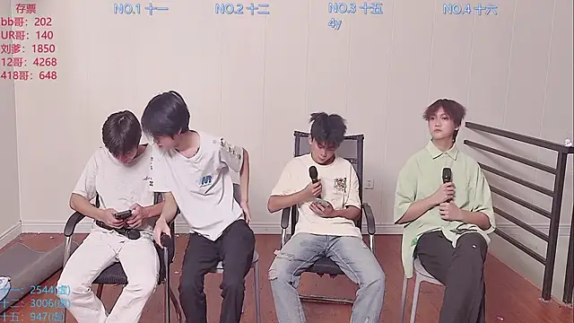 Snapshot of hyboys chatting on 17, 10, 2025 hyboys online show from 17, 10, 2025
