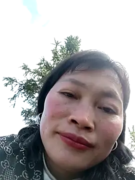 siusiu-00 online show from 7, 11, 2025