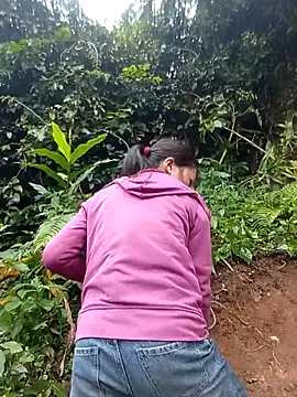 siusiu-00 online show from 5, 12, 2025