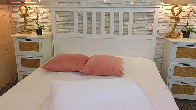 Soft Lilly online show from 19, 2, 2026