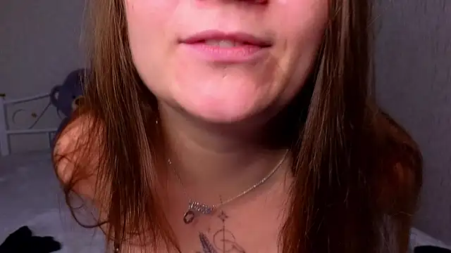 Snapshot of Amy__Leee_ chatting on 10, 11, 2025 Amy Leee online show from 10, 11, 2025