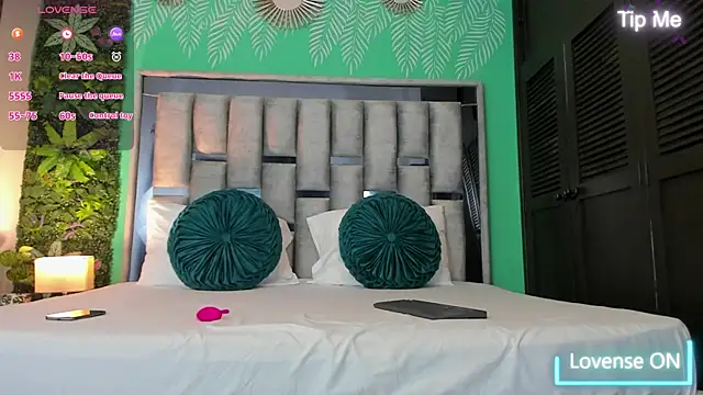 Snapshot of Darlyhooper01 chatting on 23, 10, 2025 Darlyhooper01 online show from 23, 10, 2025