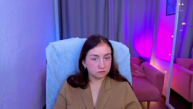 Snapshot of Kattrin_Golden chatting on 13, 10, 2025 Kattrin Golden online show from 13, 10, 2025