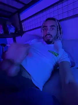 Snapshot of shadespider chatting on 21, 3, 2026 shadespider online show from 21, 3, 2026