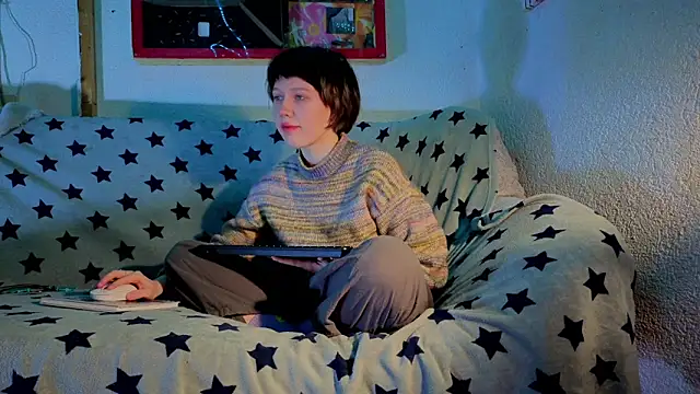 ReincarnatedAngel online show from 19, 10, 2025