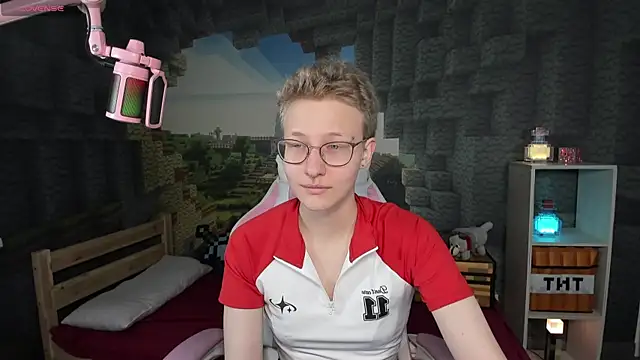 Snapshot of EllaSloan chatting on 22, 10, 2025 EllaSloan online show from 22, 10, 2025